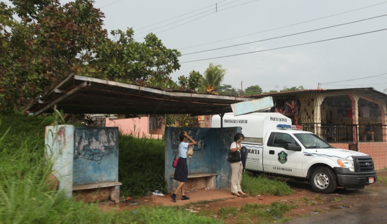 Para las autoridades del distrito de San Miguelito es "preocupante" las cifras de denuncias que se manejan en relación con los delitos de robo a mano armada, en comparación con los delitos de robos simples. Para las autoridades del distrito de San Miguelito es "preocupante" las cifras de denuncias que se manejan en relación con los delitos de robo a mano armada, en comparación con los delitos de robos simples.
