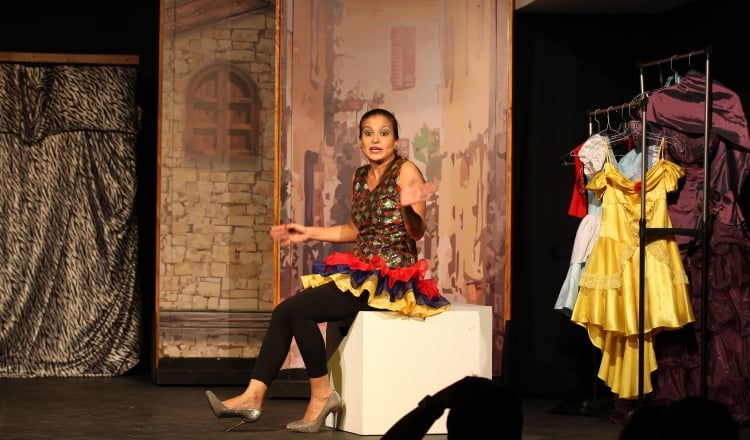 Dayra Torres. Tiene 15 años de experiencia artística. Su género favorito es la comedia. Es socia con Daniel Gómez Nates de Teatro El Ángel . /Foto Josué Arosemena.