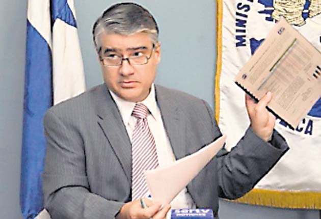 MEF pide a funcionarios ajustarse al presupuesto que les fue asignado