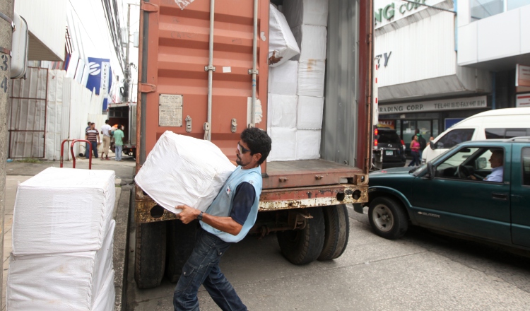 Colombia ha perjudicado a la Zona Libre de Colón con sus aranceles a textiles y calzados y la ha catalogado de centro de contrabando. /Foto Archivo