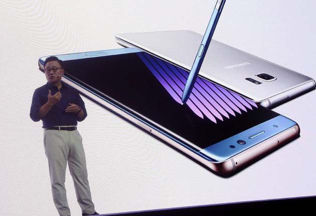 El Note 7 se puede recargar de forma inalámbrica. /Foto EFE
