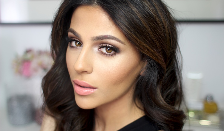 La reconocida YouTube 'vlogger', Teni Panosian. Muchas jóvenes la siguen a diario. /Foto Archivo