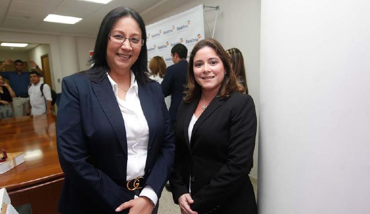 2. Joycelyn García y Valeria Rosales. 2. Joycelyn García y Valeria Rosales.