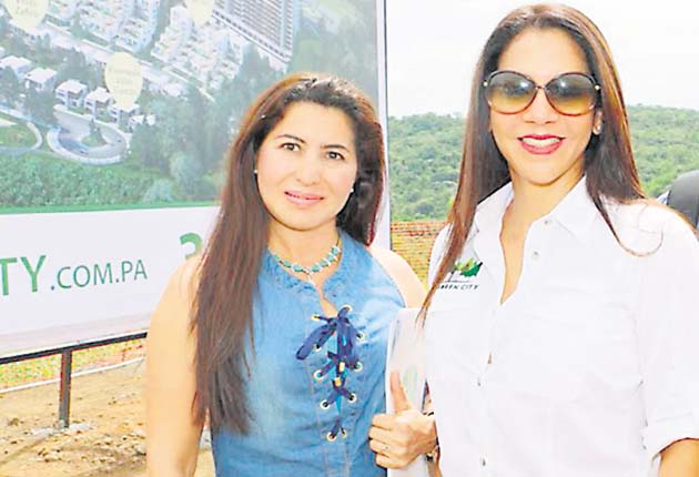 6. Jackeline Parra y Massiel Ríos.