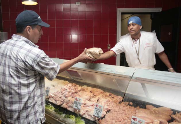 Los precios de la carne de pollo se mantienen en todo el territorio nacional. /Foto Archivo 