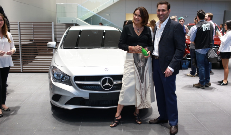 1. Marie Claire y el CEO de Mercedes Benz.