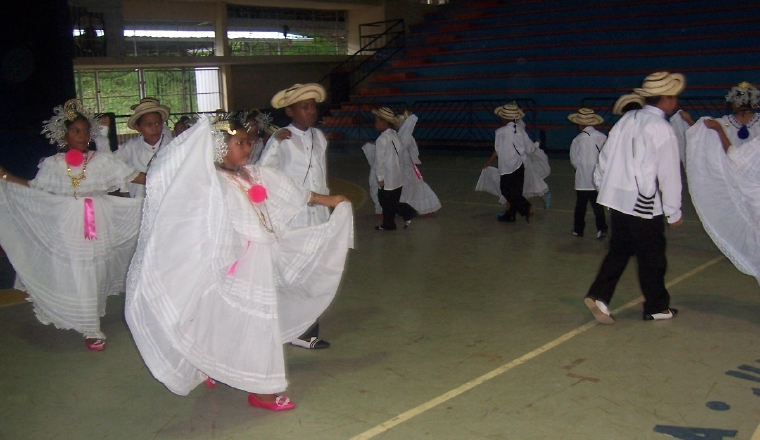 Hacen gala de su talento y amor por el folclor. /Foto Archivo.