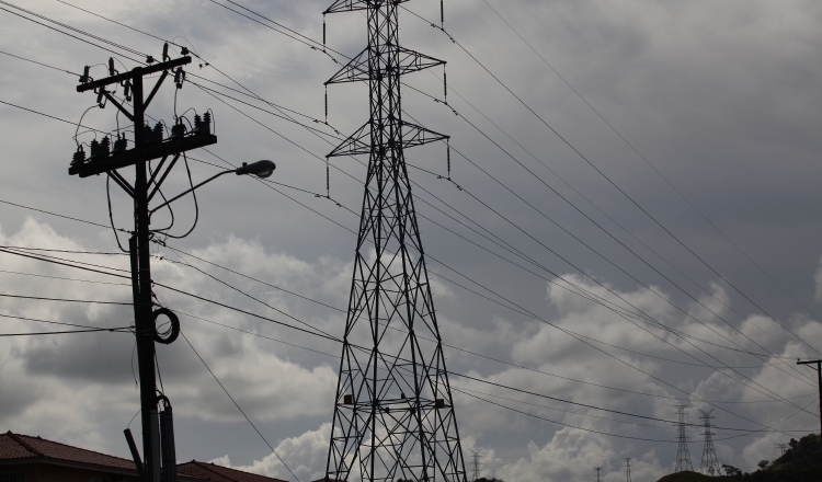 Por medio de la interconexión se podría comprar energía más barata. /Foto Archivo