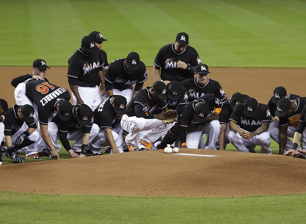 Sus compañeros estaban devastados. Foto/AP Sus compañeros estaban devastados. Foto/AP