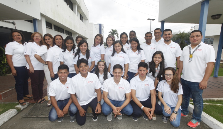 Los profesores asesores no pudieron repetir este año. Los profesores asesores no pudieron repetir este año.