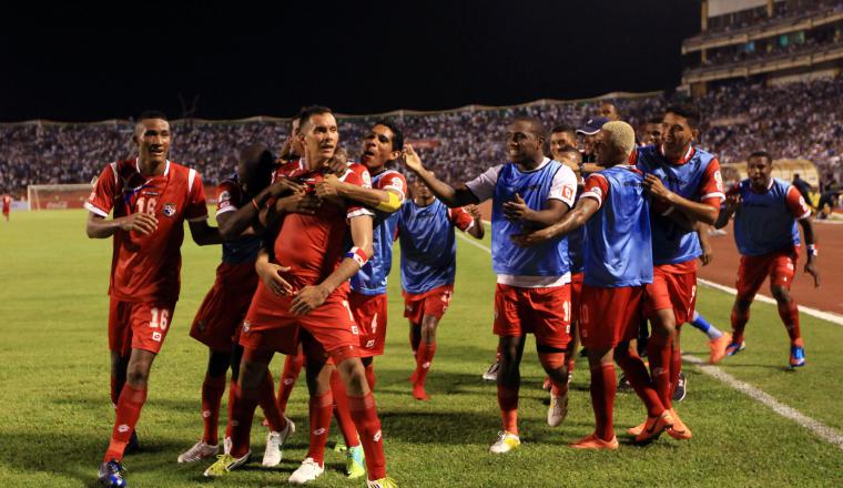 Blas Pérez marcó los dos goles del triunfo de la Roja en Honduras. Blas Pérez marcó los dos goles del triunfo de la Roja en Honduras. /Foto EFE