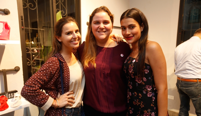 2. Carolina Iglesias, Sarah Mae Salomé y Dianna Baiz.