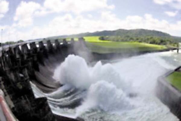 ACP vierte agua de embalses de Gatún y Alajuela ante crecidas