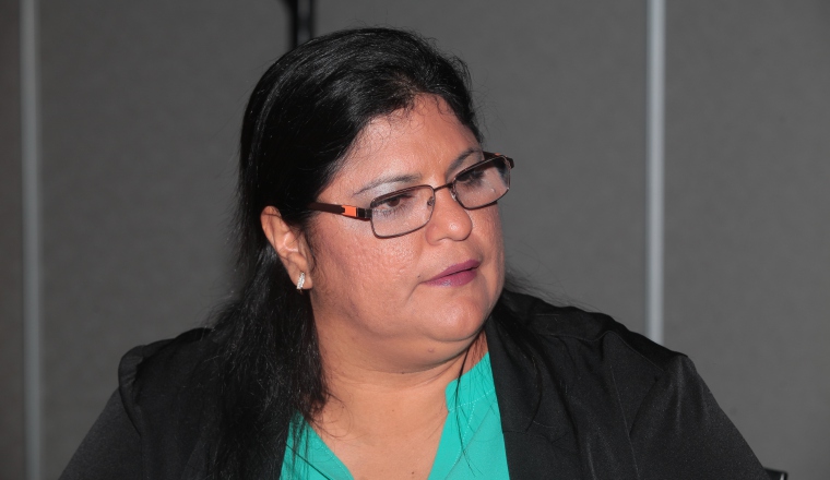La fiscal primera anticorrupción, considerada la coordinadora de todos los procesos contra funcionarios del gobierno anterior, actualmente su nombre está en la palestra por el caso de la Caja de Ahorros. Tania Sterling: La fiscal primera anticorrupción, considerada la coordinadora de todos los procesos contra funcionarios del gobierno anterior, actualmente su nombre está en la palestra por el caso de la Caja de Ahorros.