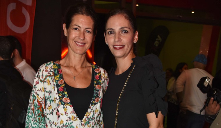 La diseñadora Olga Recio disfrutó el tremendo espectáculo. 