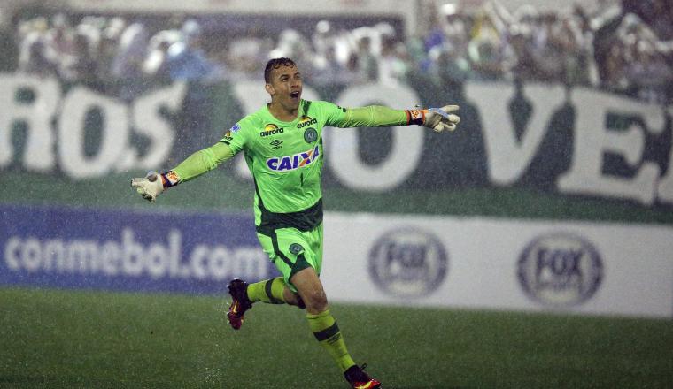 El guardameta Danilo Padilha falleció al llegar al hospital. El guardameta Danilo Padilha falleció al llegar al hospital. /Foto EFE
