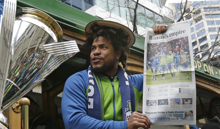 Román Torres es campeón de la MLS. /Foto AP