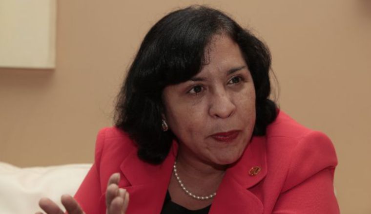 Meduca con desaciertos: Las estructuras de colegios en mal estado y la falta de pago de las quincenas a un grupo de docentes marcaron este año 2016 los desaciertos de la actual administración de la ministra Marcela Paredes de Vásquez.
