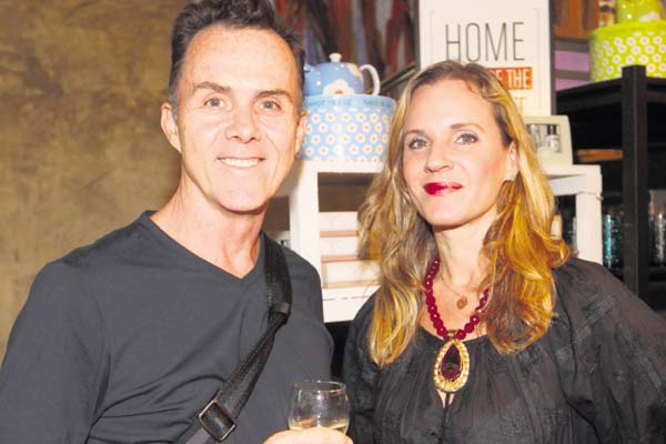 6. Marc Salvailo y Verónica Vallarino.