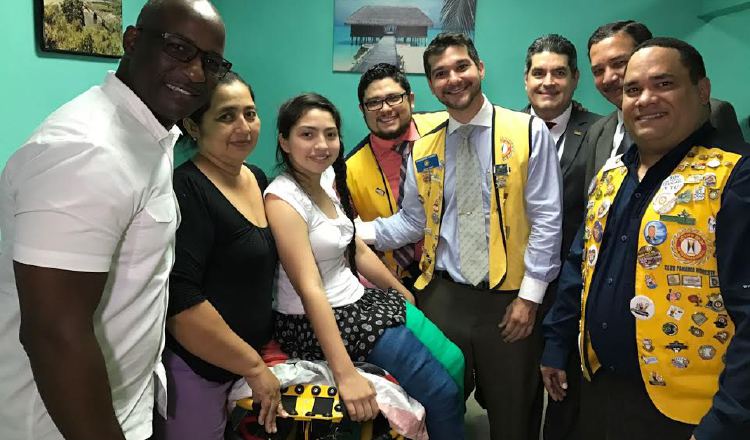 Los Clubes Activos 20-30 de Panamá y Panamá Noreste, en conjunto con la Alcaldía de San Miguelito y el Ministerio de Salud, anunciaron oficialmente el proyecto Pasitos Seguros; programa de reestructuración de la Sala de Pediatría del Hospital San Miguel Arcángel. AC302975
