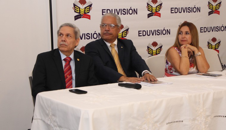 Dr. Rimsky Sucre, Alberto Cabredo y Nery Delgado. Dr. Rimsky Sucre, Alberto Cabredo y Nery Delgado. /Foto Jaime Cordero.