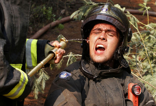  Se informó que habían 122 incendios en todo el país de los cuales 64 estaban controlados. FOTO/EFE