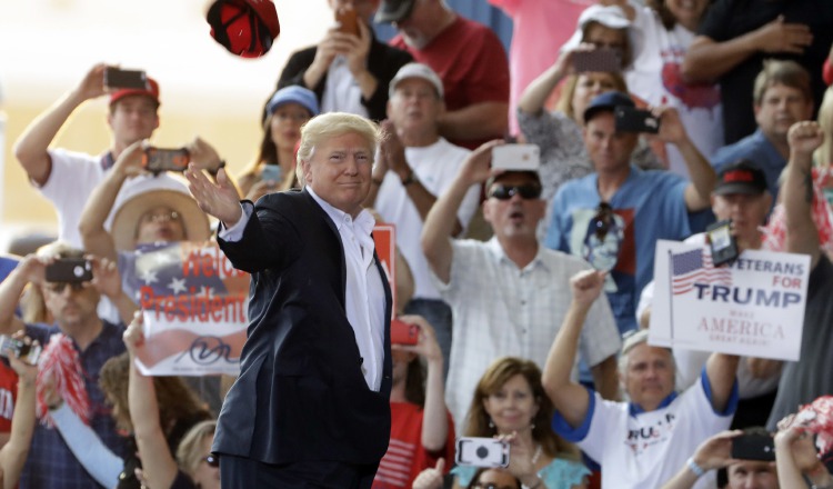 Pasó su tercer fin de semana como presidente en su club privado en Florida. /Foto AP