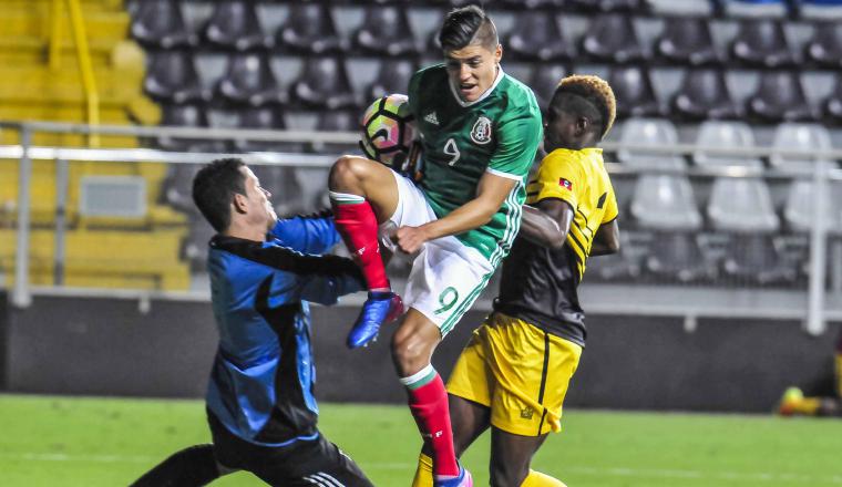 El atacante mexicano Ronaldo Cisneros. /Foto EFE