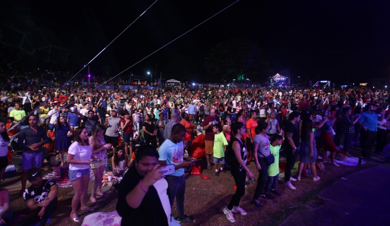 La familia gozó el festival que fomenta la interculturalidad.