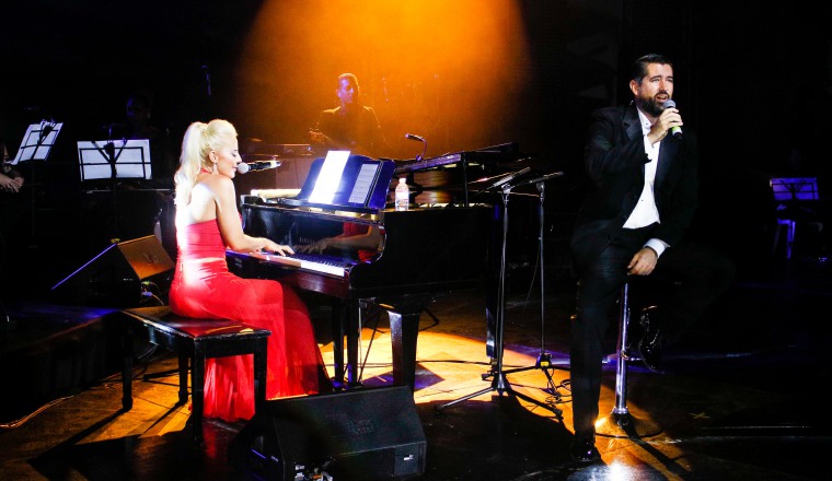 Pianista y soprano  Julia Cubo y el barítono  Ricardo Velásquez. /Foto Jaime Cordero.