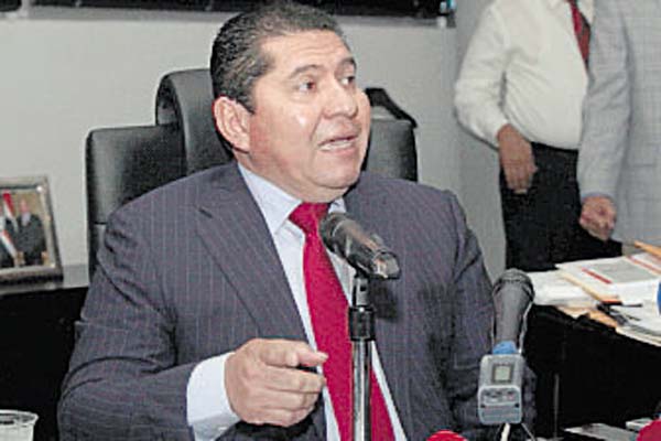 Tope del financiamiento privado, es el as bajo  la manga de diputados