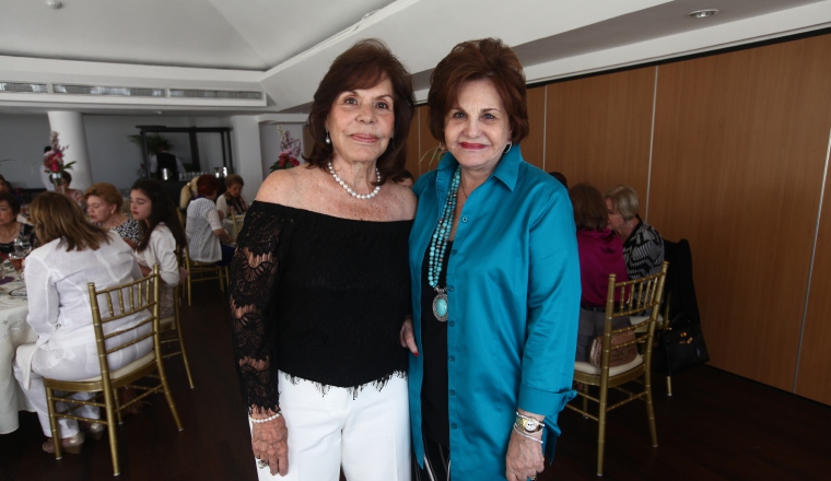 4.  Carmina de Moreno y  Vylma Cordobez