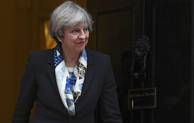 La primer ministra británica Theresa May, ha perdido dos importantes batallas.FOTO/EFE 