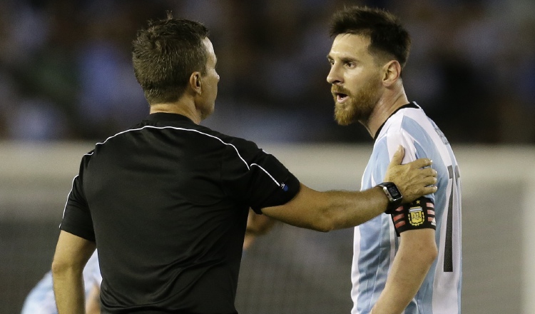 Lionel Messi (dcha.) /Foto AP