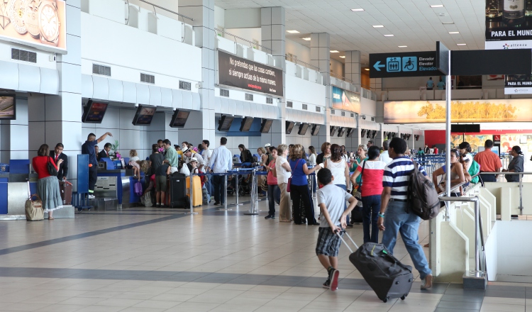 Panameños aprovechan las opciones de viajes que ofrece el mercado. /Foto Archivo