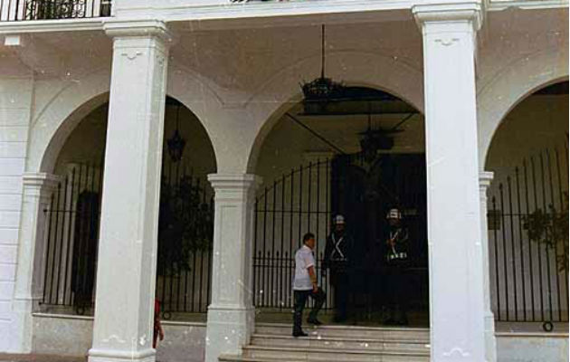 Van para la Presidencia. Foto. Archivo 