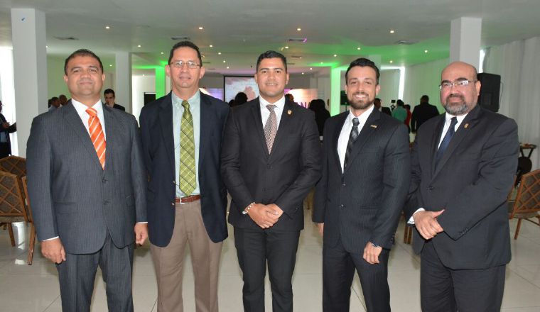 2. Eduardo Candanedo, Omar Espinoza, José Atencio, Juan C. Ventre y Pedro Sitton.