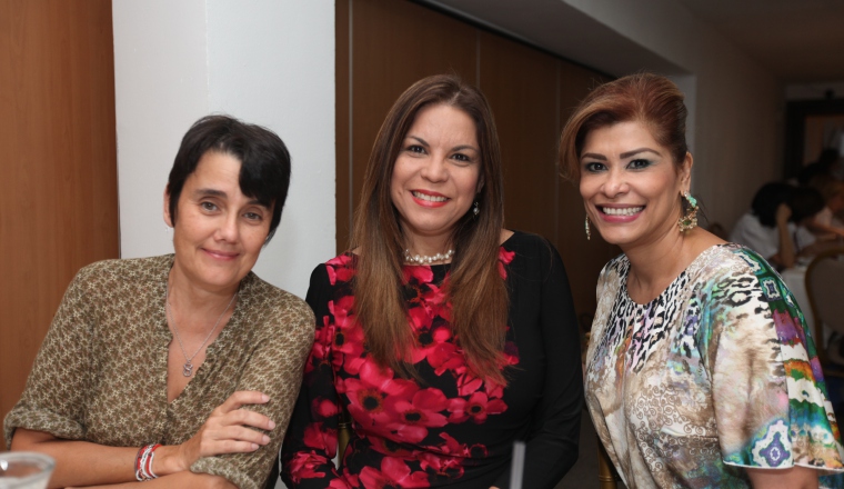 3. Pilar Castañon, Verónica Nativi y Carmen Rueda.