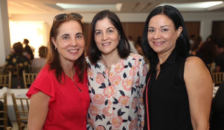 3. Linette De León, Maruja de Saiz y Rubí Chalhoub.