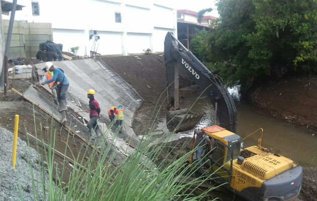 De no hacerse los correctivos se pueden dar inundaciones.