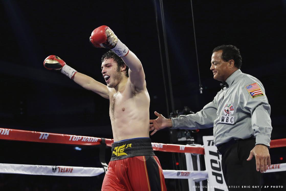 Julio César Chávez Jr. es hijo de la leyenda mexicana Julio César Chávez.