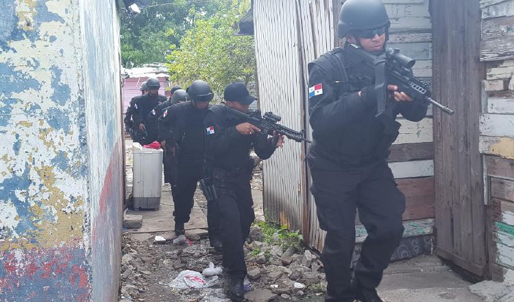 FTC Águila es asediada por bandas que estaban enfrentándose a tiros |  Panamá América
