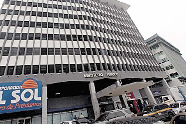 Ministerio Público buscaría delegar la responsabilidad de las auditorías