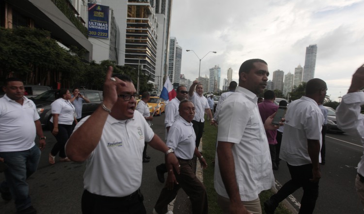 Transportistas del sector selectivo volvieron a protestar ayer en Panamá Este.