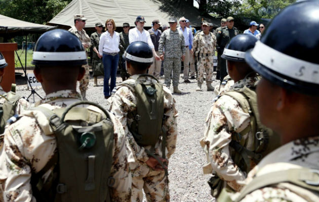 Observadores de la ONU en Colombia reunidos con las Farc y representantes del Gobierno. FOTO/EFE