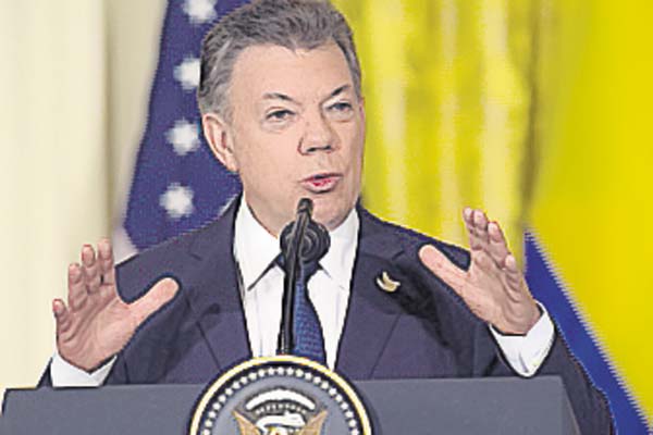 Trump felicita a Santos: ‘No hay nada más difícil que la paz’