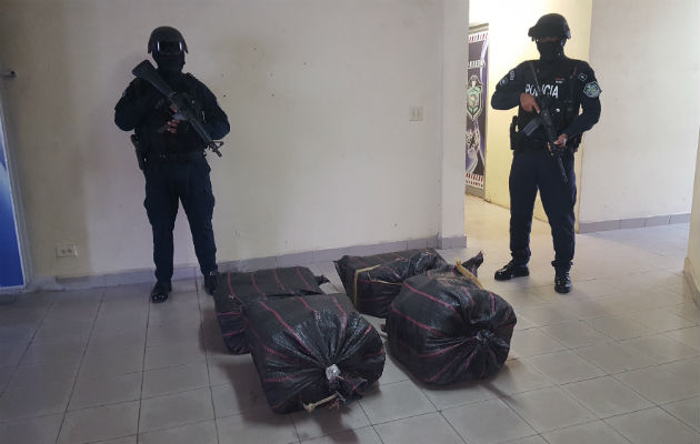 La droga estaba a bordo de un contenedor. Foto/Delfia Cortés