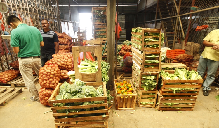 El Mercado de Abastos tiene una capacidad de 24 horas de almacenamiento vegetal. 