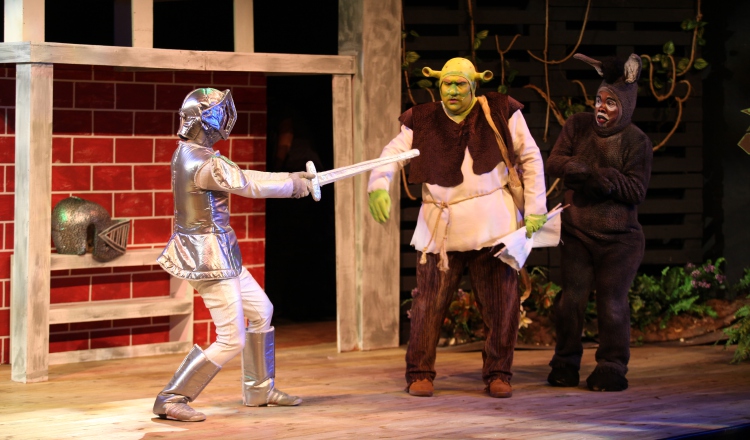 Shrek enfrentó peligros, pero valían la pena, con tal de rescatar a su querida Fiona. /Foto Josué Arosemena.