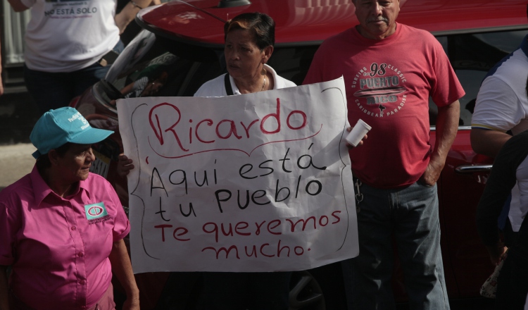 En Panamá, muchos han expresado su solidaridad con Martinelli. /Foto Víctor Arosemena